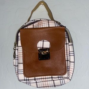 Mini Plaid Crossbody Purse ( Straps inside )